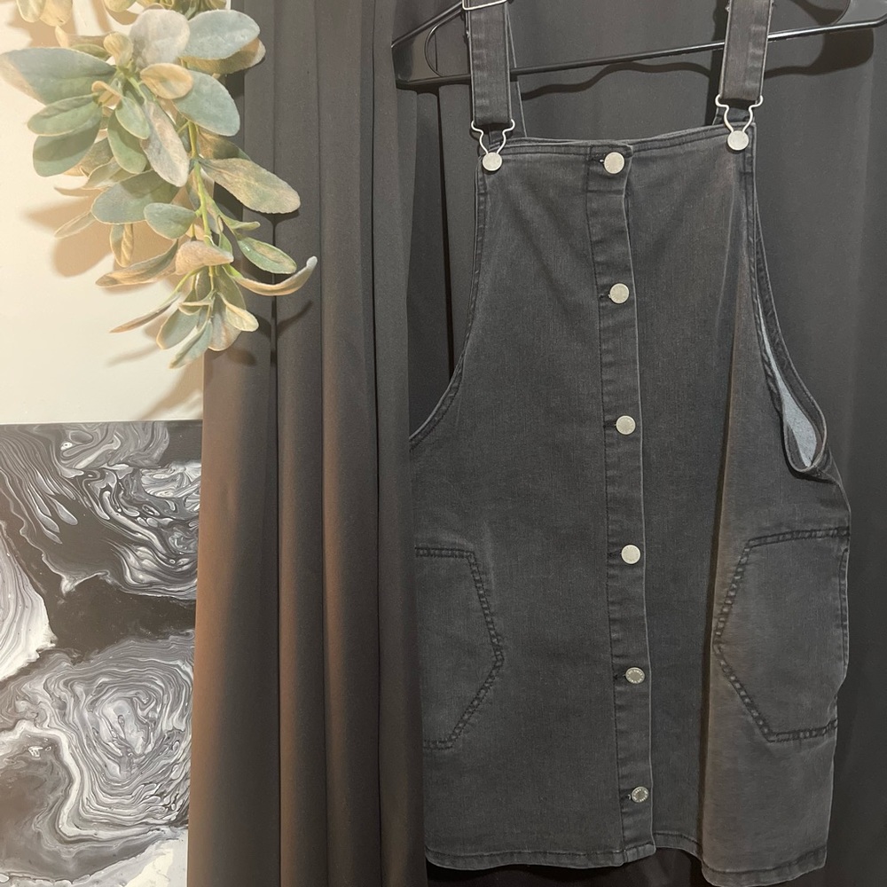 Overall dress